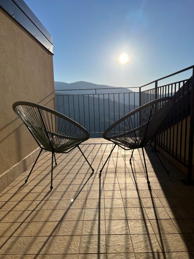 Апартаменты Residenza Sant'Angelo - Bike&Trekking House Пьетрапертоза Экстерьер фото